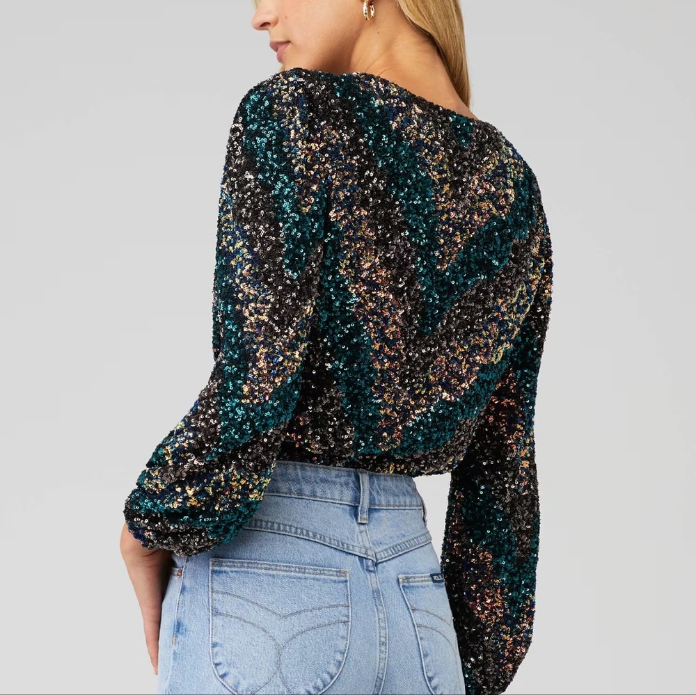 ASTR Sequin Long Sleeve Top